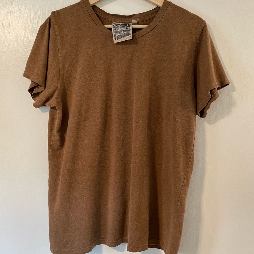 Jungmaven Lorel tee in Coyote